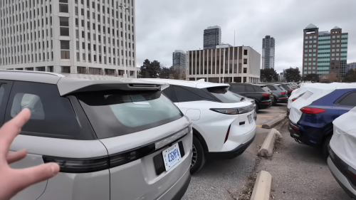 Canada Courts Chinese EV Makers, Eyes Local Manufacturing
