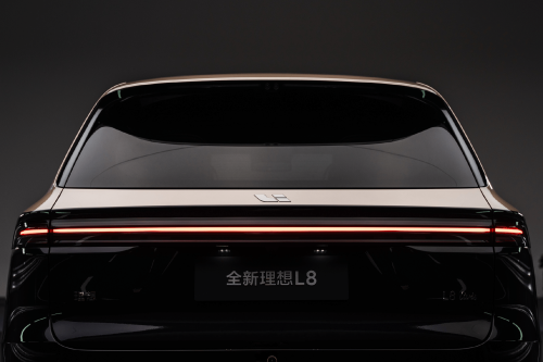 Li Auto, New Li Auto L8 First to Offer Connected Zero-Gravity Rear Seats