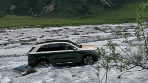 Li Auto Launches New-Gen L8 With Premium Five-Seat Redesign