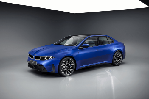 BMW, BMW i4, Battery, BMW i3, i4 Owners Report Battery Replacement Alerts below 10K km