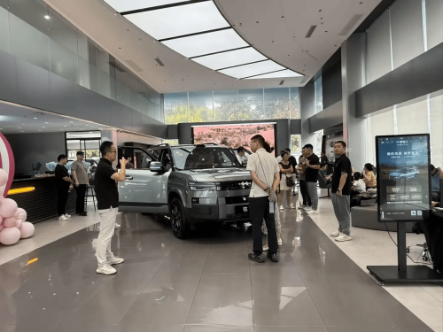 China NEV Transaction Prices Rise 0.71% Month-on-Month to $23.6K in May