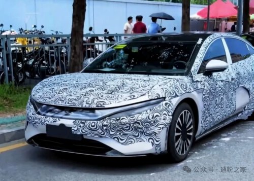 BYD Unveils DaHan Flagship Sedan, Eyes Revival of Han Lineup