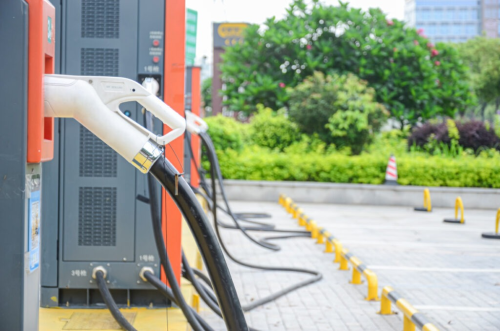 China Builds World’s Largest EV Charging Network as Infrastructure Tops 20 Million Units