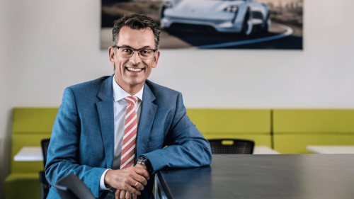 Porsche, Porsche China Sales Fall 26% in 2025, CEO Pollich Says Decline Expected