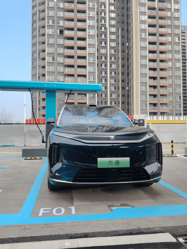 BYD’s Flagship SUV ‘DATANG’ Spy Shots Surface, Expected Price Exceeds $43,000