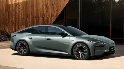 Toyota, Toyota Bets Big on Hybrids, Targets 6.7 Million Units Global Production by 2028
