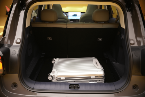 Leapmotor B03X Debuts with a More Refined Interior for Its Class