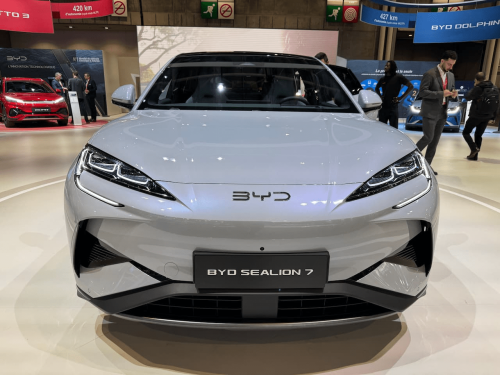BYD, BYD Tops Australia EV Rankings in Jan 2026 as Chinese Brands Gain Ground