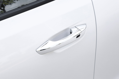 China’s MIIT Bans Fully Hidden Car Door Handles, Effective January 2027