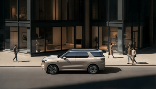 IM LS8 Racks up 10,000 Pre-orders in 45 Min, Rivals NIO ES8 and AITO M8