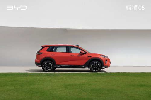 BYD's Sealion 05 EV is an electric SUV that's cheaper than it looks