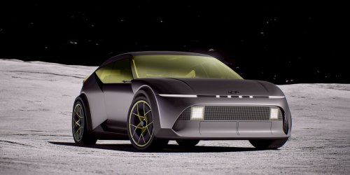 This Hyundai SUV is an EV and thought to be the IONIQ 1 [Video]