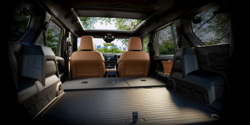Jeep, Jeep Recon, The Jeep Recon EV goes on sale for $67,000 with a limited range