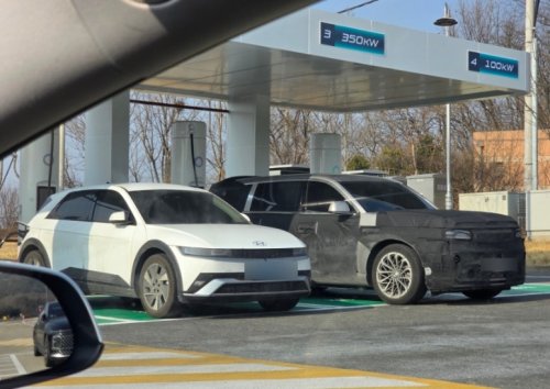 Genesis, Kia, Kia EV9, The Genesis GV90 looks huge next to the Kia EV9 [Images]