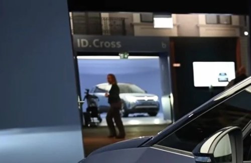Volkswagen's affordable electric SUV spotted undisguised [Video]