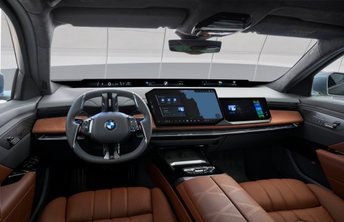 BMW unveils new i7 with 450 miles range and Neue Klasse style [Images]
