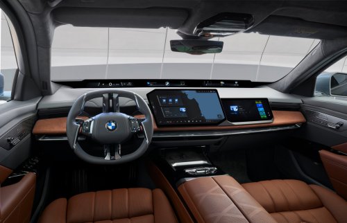 BMW, BMW i7, BMW unveils new i7 with 450 miles range and Neue Klasse style [Images]