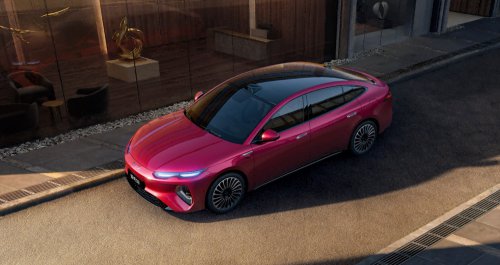 BYD Seal 08 debuts with Blade Battery 2.0: 1,000 km range, 5-min charging, 684 hp