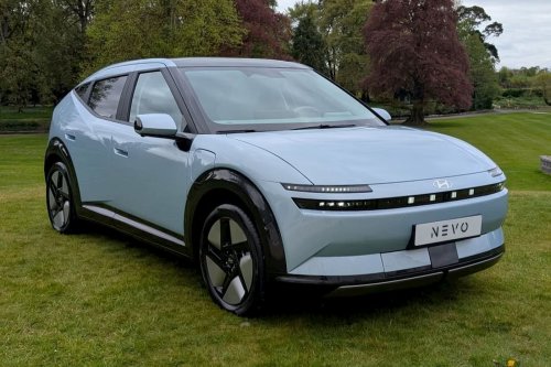 Hyundai IONIQ 3 standard version first look [Video]