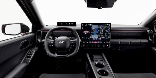 Hyundai unveils new Pleos Connect infotainment system [Images]