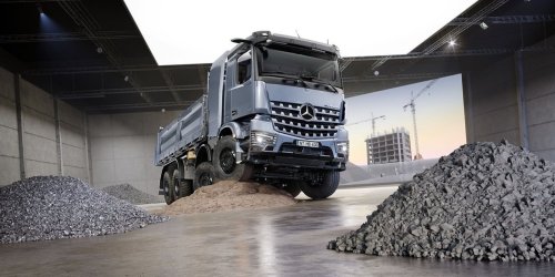 Mercedes, Mercedes is taking orders for its new eArocs 400 vocational truck