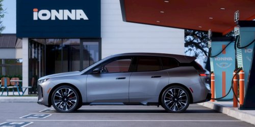 BMW offers 20% discount on EV charging at IONNA through Sept