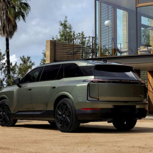 Toyota, Lexus, Toyota and Lexus are going big with their first 3-row electric SUVs