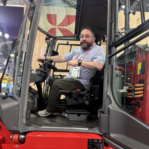 E-quipment highlight: Kalmar li-ion Super Heavy electric forklifts