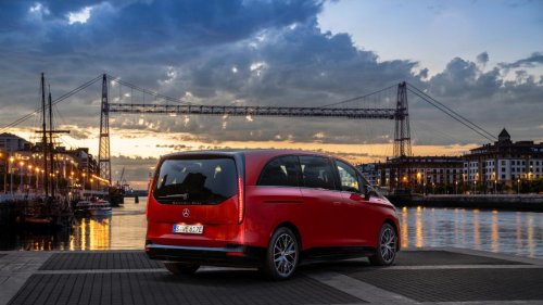 New Mercedes van combines limo luxury with lots of legroom