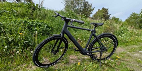 Tezeus C8 review: This light & sleek European commuter e-bike gets a lot right