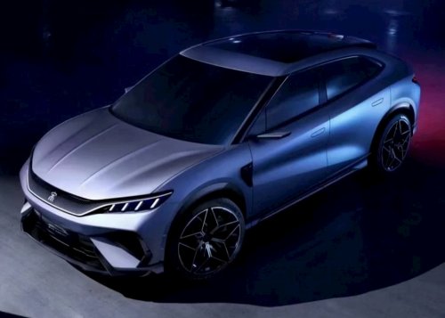 BYD's electric GT resurfaces after its first public sighting