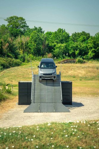 Range Rover Sport Electric makes first public appearance [Images]