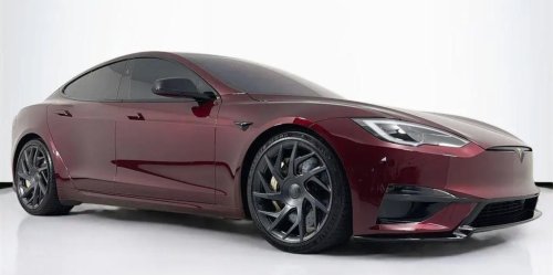 Tesla, Someone is flipping Tesla Model S Signature for $260,000 — $100K+ markup
