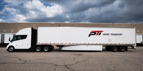 Tesla Semi adds another fleet as Paper Transport starts Chicago pilot