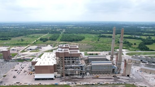 A 1.2 GW solar farm is rising at a Texas coal site – but coal is staying