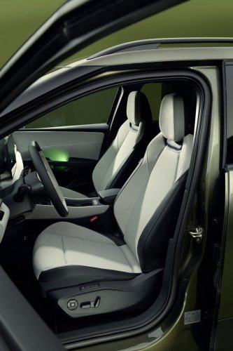 Volkswagen's new affordable EV SUV debuts with 265 miles range