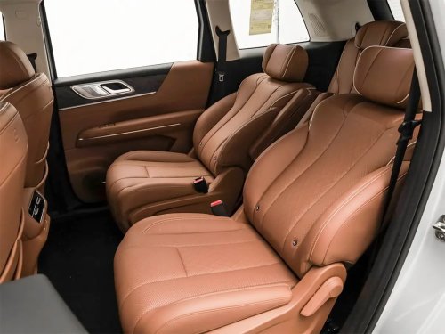 PHEV, GM, This 6 passenger, 780-mile PHEV from GM is ready for America