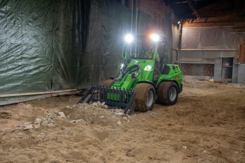 E-quipment highlight: Avant Tecno e727 electric wheel loader