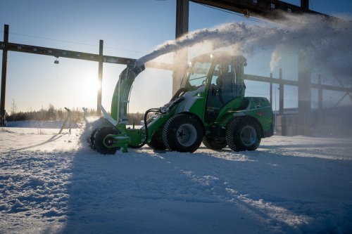 E-quipment highlight: Avant Tecno e727 electric wheel loader