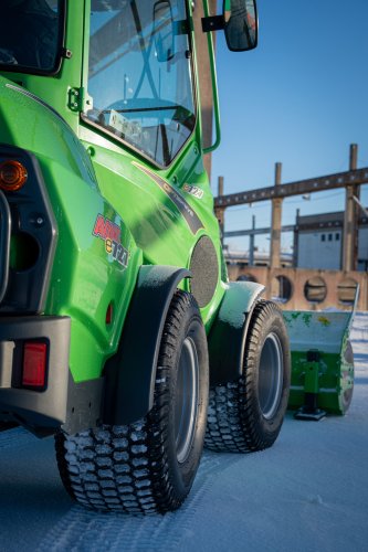 E-quipment highlight: Avant Tecno e727 electric wheel loader