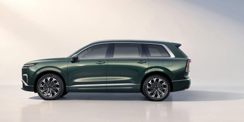 PHEV, GM, This 6 passenger, 780-mile PHEV from GM is ready for America