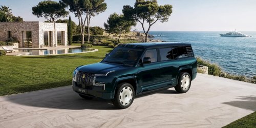 BYD launches 4-seat ultra-luxe flagship SUV for $215,000 [Images]