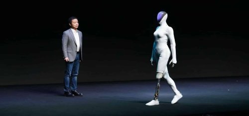 XPeng robotics raises $900M at $6.3B valuation for IRON robot push
