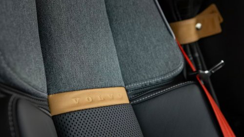Volvo, 1927-2027: Volvo celebrates 100 years with special-edition electric semi