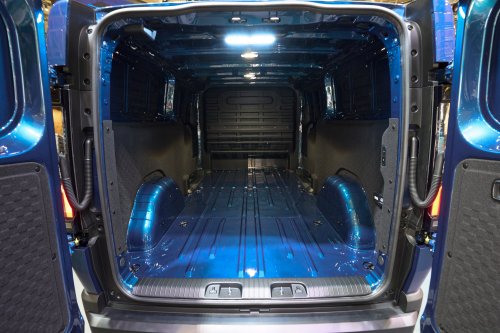 The Kia PV7 is bigger than expected with 460+ km range [Images]