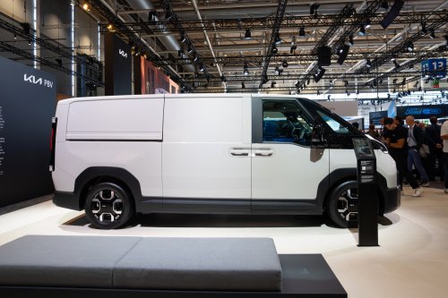 Kia, The Kia PV7 is bigger than expected with 460+ km range [Images]