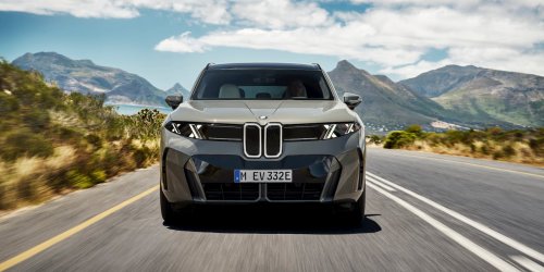BMW iX5 spotted ahead of US launch with new Double-X lights
