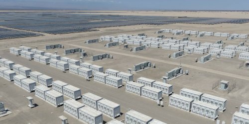 Tesla, Tesla’s next big clean energy source is rising in the Arizona desert