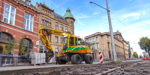 E-quipment highlight: AMT's hot-swapping battery electric rail excavator