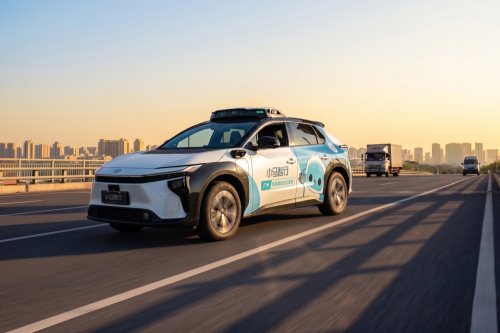 Robotaxi, Pony.ai, Robotaxi Cost to Drop Under 230,000 Yuan in 2027, Pony.ai Unveils First L4 Autonomous Truck